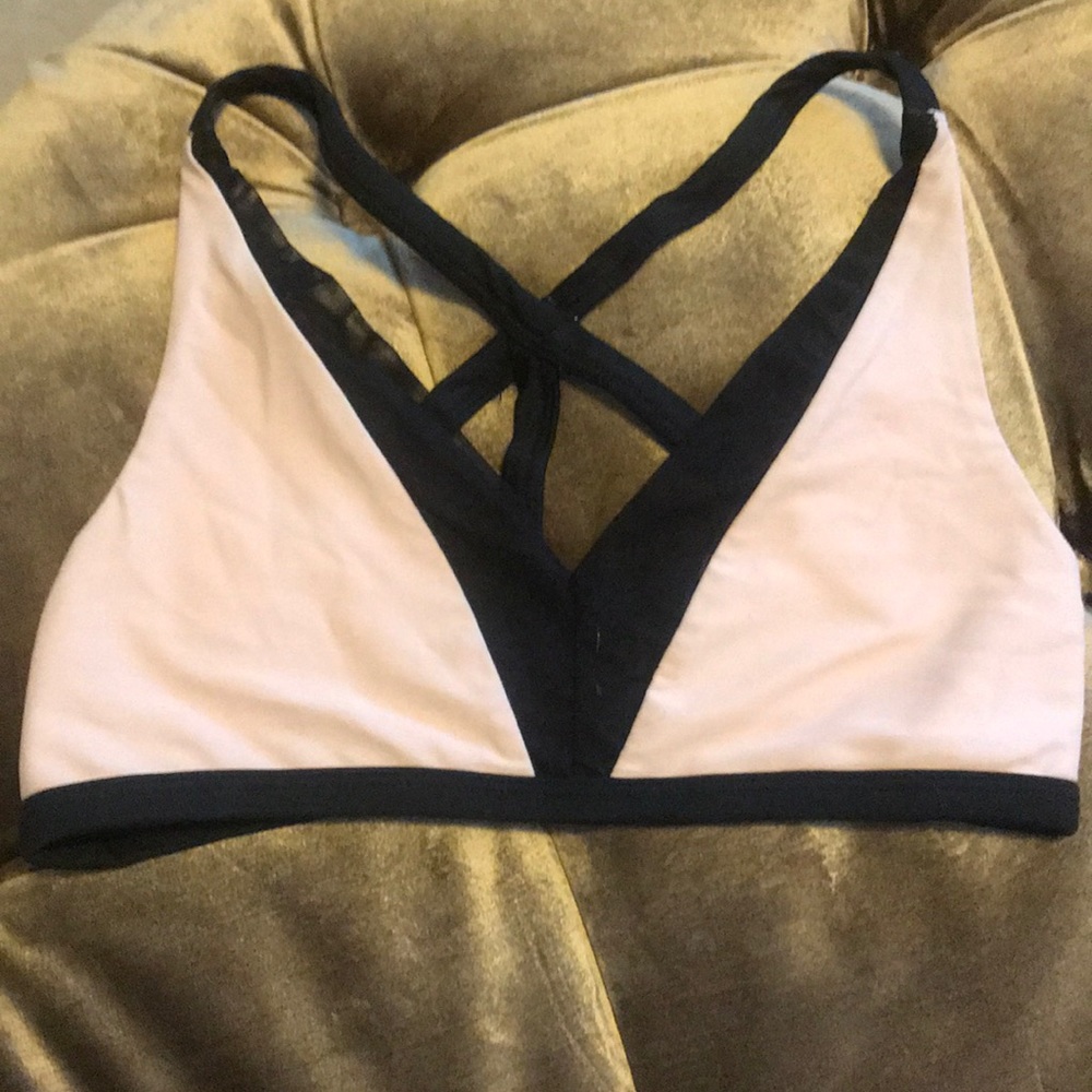 Sports bra